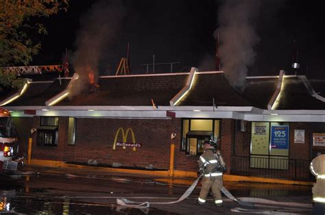 Photos Mcdonalds Fire Sets Golden Arches Ablaze People Evacuated But