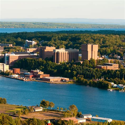 Colleges in Houghton, Michigan and Colleges near Houghton