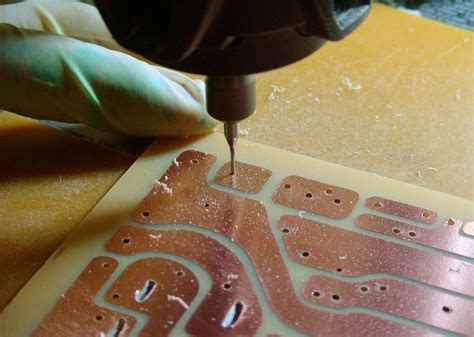 Elaboración De Circuitos Impresos Con Tinta Indeleble Electrónica Fácil