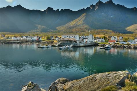 I recently visited norway and explored lofoten & vesteralen chasing the northern lights early december with norwegian air & visit norway. Senja, Vesterålen & Lofoten - Norske