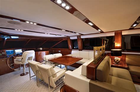 Luxurious Interior Aboard Glorious Superyacht — Yacht Charter