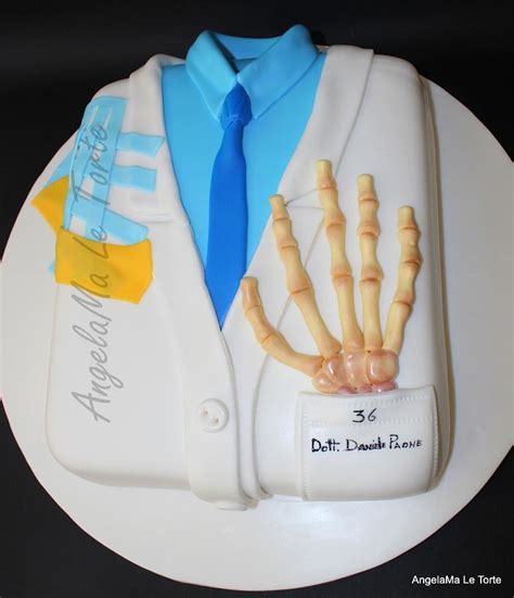 Osteopath Cake Decorated Cake By Angelama Le Torte Cakesdecor