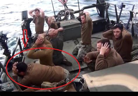 لحظه دستگیری سربازان آمریکایی توسط نیروی دریایی سپاه