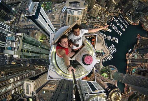 Unbelievable Extreme Selfies That Are So Awesome They Should Win