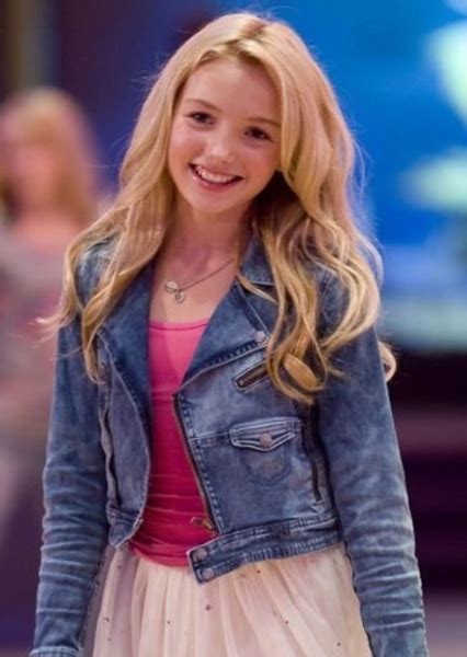 Fan Casting Holly Hills As Peyton List In Actor Face Claims By