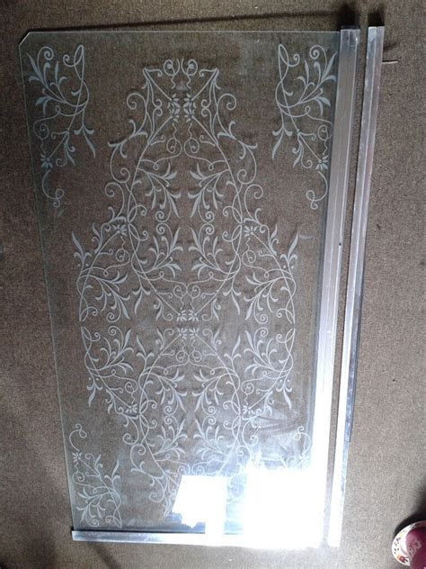 Attractive Toughned Glass Patterned Shower Screen In Kilburn London