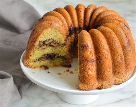 Any cake baked in nordic ware's brilliance pan, one of our favorite bundt pans, instantly transforms into a showstopping dessert with dimensional curves and. Sour Cream Coffee Cake with Cinnamon-Walnut Swirl - Once ...