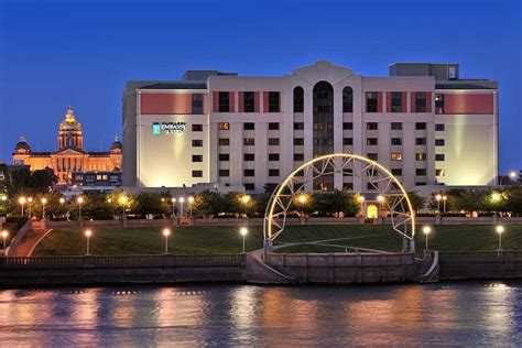 Embassy Suites By Hilton Des Moines Downtown 122 ̶1̶6̶8̶ Updated