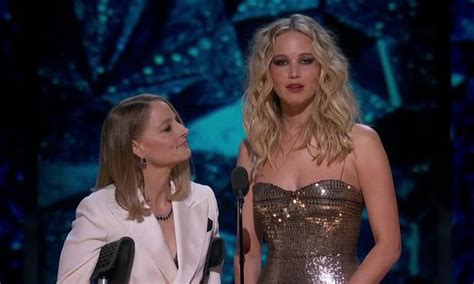 Watch Jennifer Lawrence And Jodie Foster Had A Great Time Making Fun