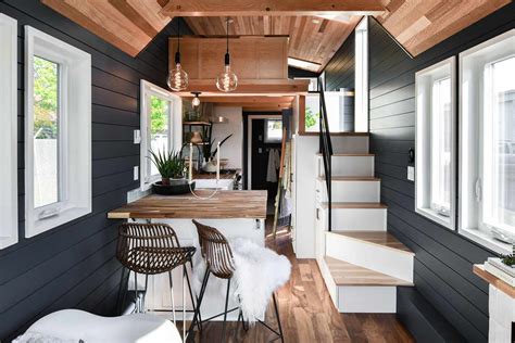 Couples Dream Tiny House Combines Coziness With Urban Chic