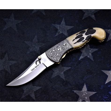 Scrimshaw Folding Knife Wolf Paw Wolf Scrimshaw Knives Touch Of