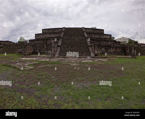 Vista de las ruinas Aztecas de Teotihuacán en México Fotografía de