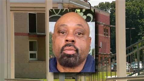 Chesterfield Police Emails Alerting School About Sex Offender Arrest Never Went Through Youtube