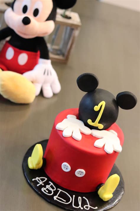 Mickey Mouse Birthday Cake For One Year Old Baby Abdul Mickey Mouse