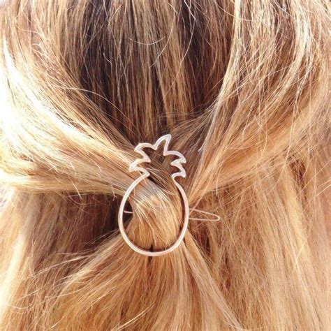 40 Simple Girly Hair Pin Ideas Hair Pins Girly Hairstyles Valentine