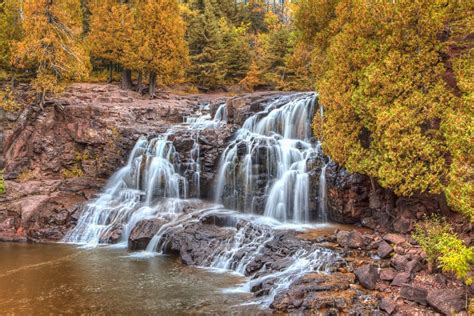 10 Ways To See Stunning Minnesota Fall Colors This Year