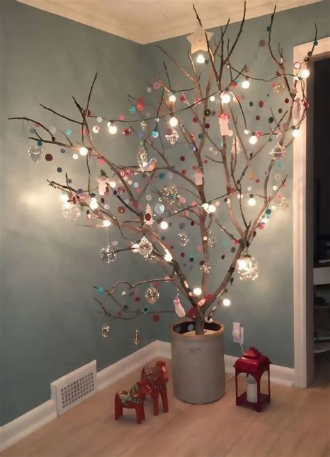 25 Amazing Diy Christmas Decor Ideas Using Branches And Twigs Arbol