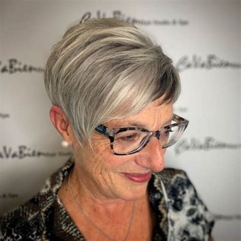 These are definitely the most comfortable and easy techniques to follow in order to get the pixie haircut at your home. 50 Gorgeous Hairstyles for Women Over 70 | JULIE IL SALON