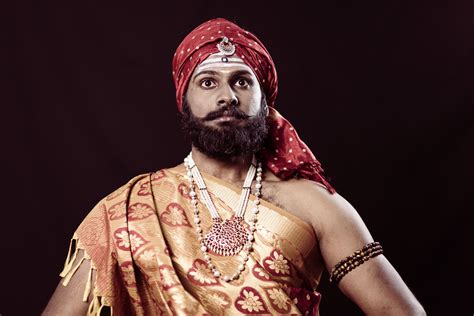 Tamil King King Costume Portrait Fashion