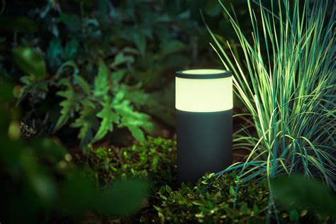 Philips Hue Calla Outdoor Pathway Light Review A