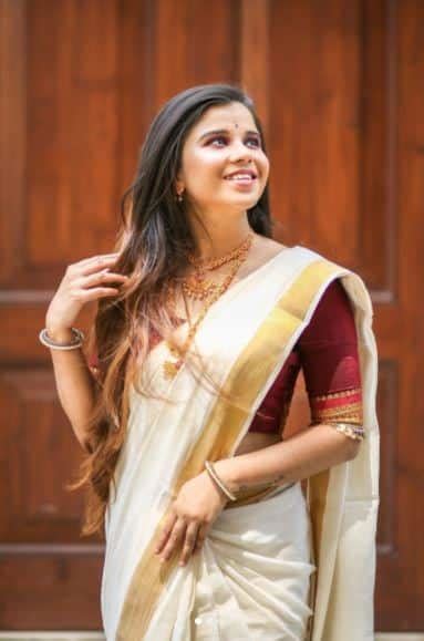 How To Wear South Indian Saree 20 Designs And Styling Tips