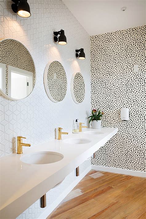 3 Powder Rooms That Will Make You A Wallpaper Believer Hello Fashion