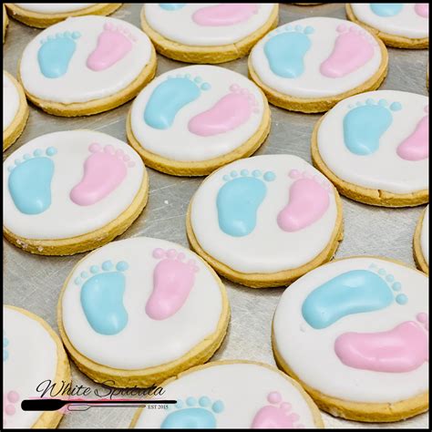 Gender Reveal Icing Cookie White Spatula