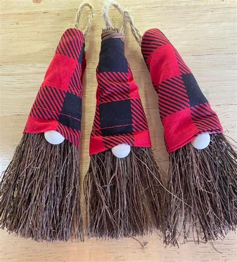 Repurposed Cinnamon Brooms By Erin Masters Vf 12 13 21 Cinnamon