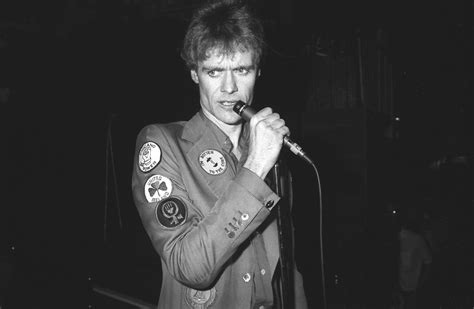 Kim Fowley Runaways Producer And L A Rock Icon Dead At 75 Rolling Stone