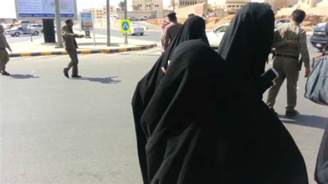 Activists Saudi Women Arrested At Detention Protests Cnn