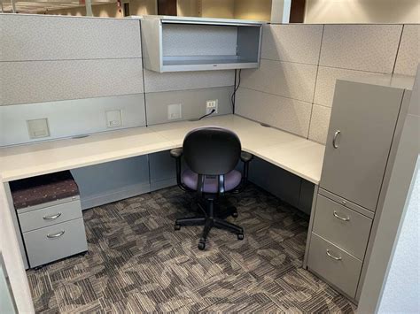 Used Steelcase Answer 8.5x8 - High Panels - Used Cubicles