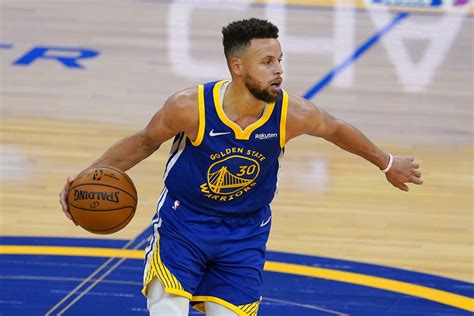 The lakers and the golden state warriors have played 425 games in the regular season with 256 victories for the lakers and 169 for the warriors. Golden State Warriors at Los Angeles Lakers FREE LIVE ...