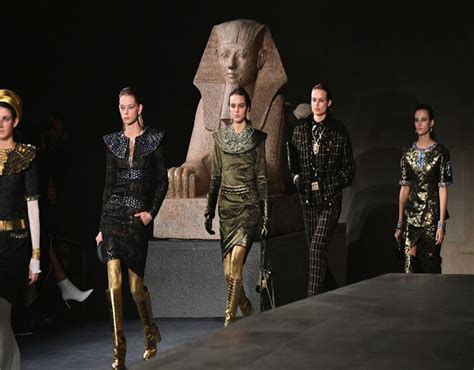 egyptian fashion model egyptian influence in costumes is seen in the fashion model 87 of