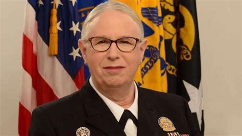 Dr Rachel Levine Is Now First Trans 4 Star Admiral In Us History