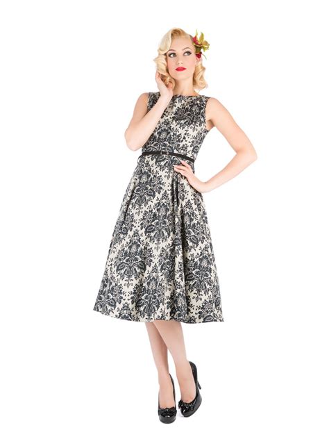 The Famous Lady Vintage Audrey Hepburn Dress Features A Full S Style Flared Dresses