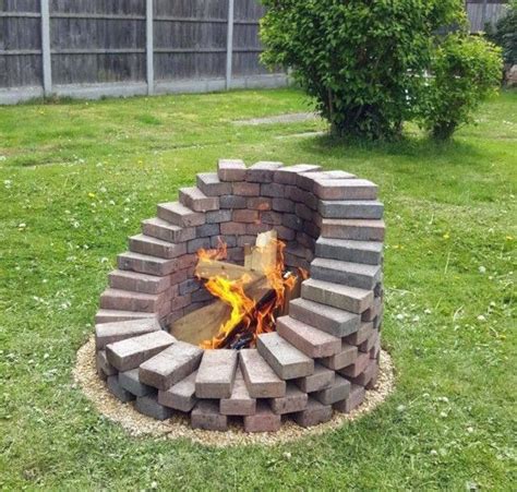 40 Diy Fire Pit Ideas Stacked Inground And Above Ground Designs