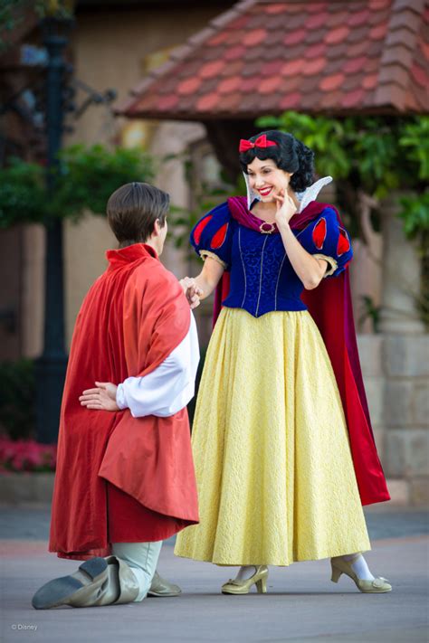 Celebrate The 80th Anniversary Of “snow White And The Seven Dwarfs” With Photos From Disney
