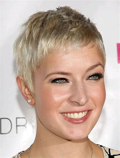 57 Pixie Hairstyles For Short Haircuts Stylish Easy To Use Model