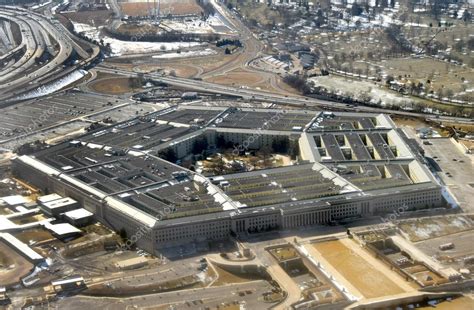 Us Pentagon Aerial View — Stock Photo © Icholakov01 67203467