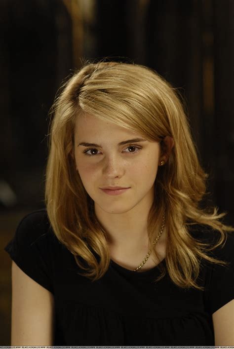 Discover More Than 70 Emma Watson Hd Wallpaper Best In Cdgdbentre