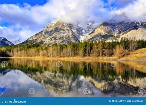 Vibrant Morning Mountain Lake Reflections Stock Image Image Of Scenic