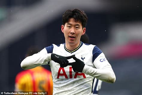 Born 8 july 1992) is a south korean professional footballer who plays as a forward for premier league club tottenham hotspur and captains the. Tottenham star Son Heung-min says it's 'unfair' to discuss ...