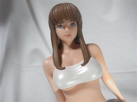 Dead Or Alive Doa Xtreme Beach Volleyball Premium Figure Hitomi Limited