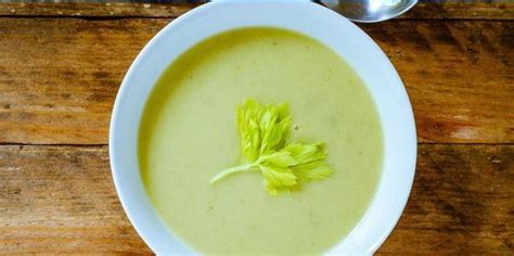 Délicieuse soupe de céleri