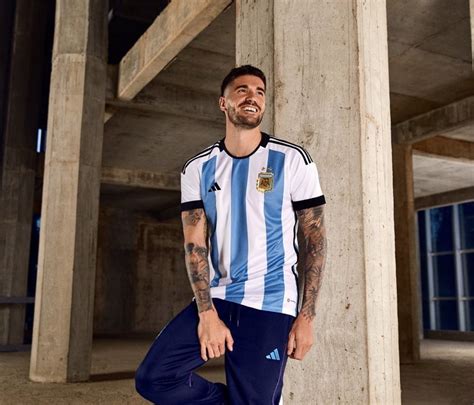 Oficial La Selección Argentina Presentó Su Nueva Camiseta Ledfm Mobile Radio