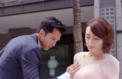 Get married or not is a chinese tv show released in 2020. Roy Chiu Attacks Alice Ke's Bosom in New Drama "Marry Me ...