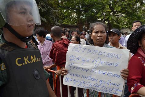 Việt Nam Yêu Cầu Campuchia Ngăn Chận Biểu Tình Phản đối Việt Nam Vokk