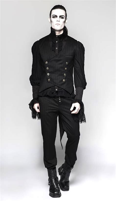 Gothic Fashion Ideas For Many Men And Women That Delight In Dressing