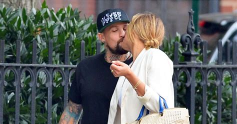 Cameron Diaz And Benji Madden Kissing In Nyc Popsugar Celebrity