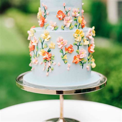 28 Two Tier Wedding Cakes For Any Occasion
